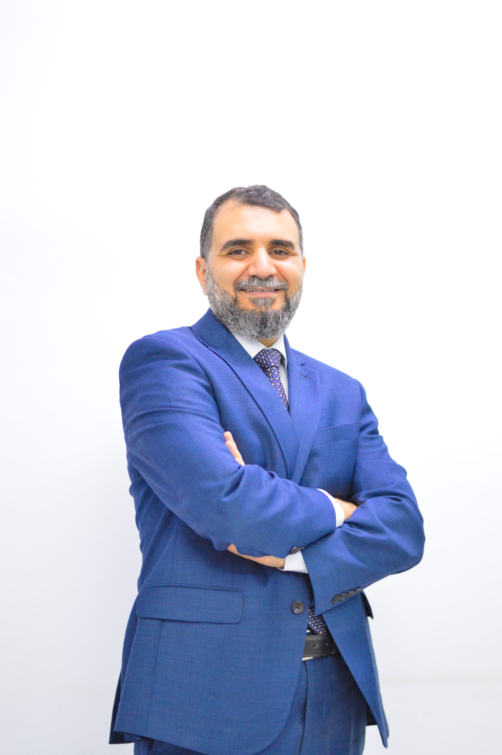 السيد/ إبراهيم عاطف