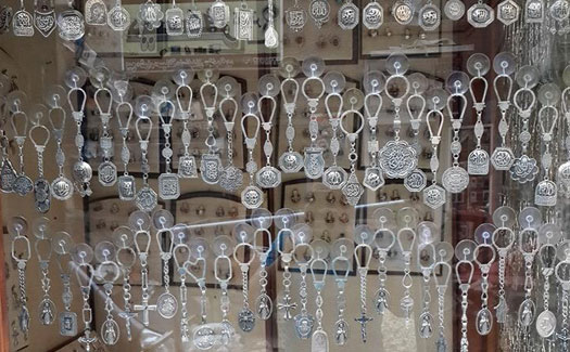 دراسة الجدوي محل بيع المشغولات الفضية باستثمار 100 الف دولار
