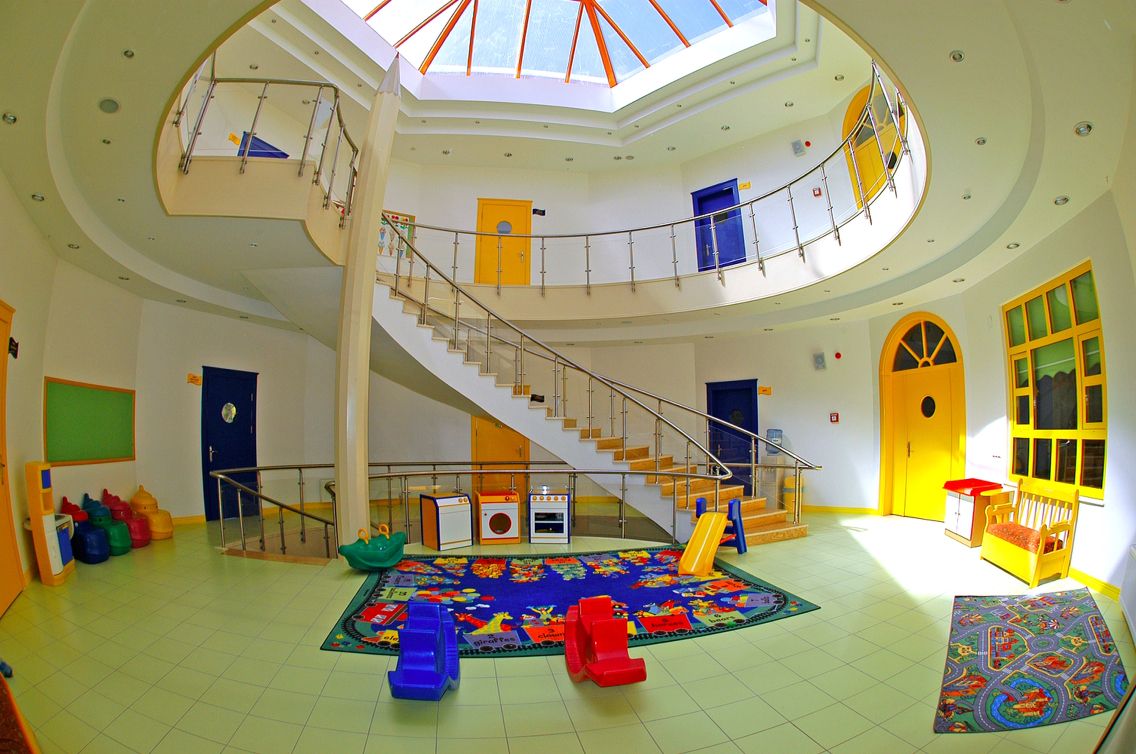 السيدة /هبة عبد الله إبراهيم القنفذي